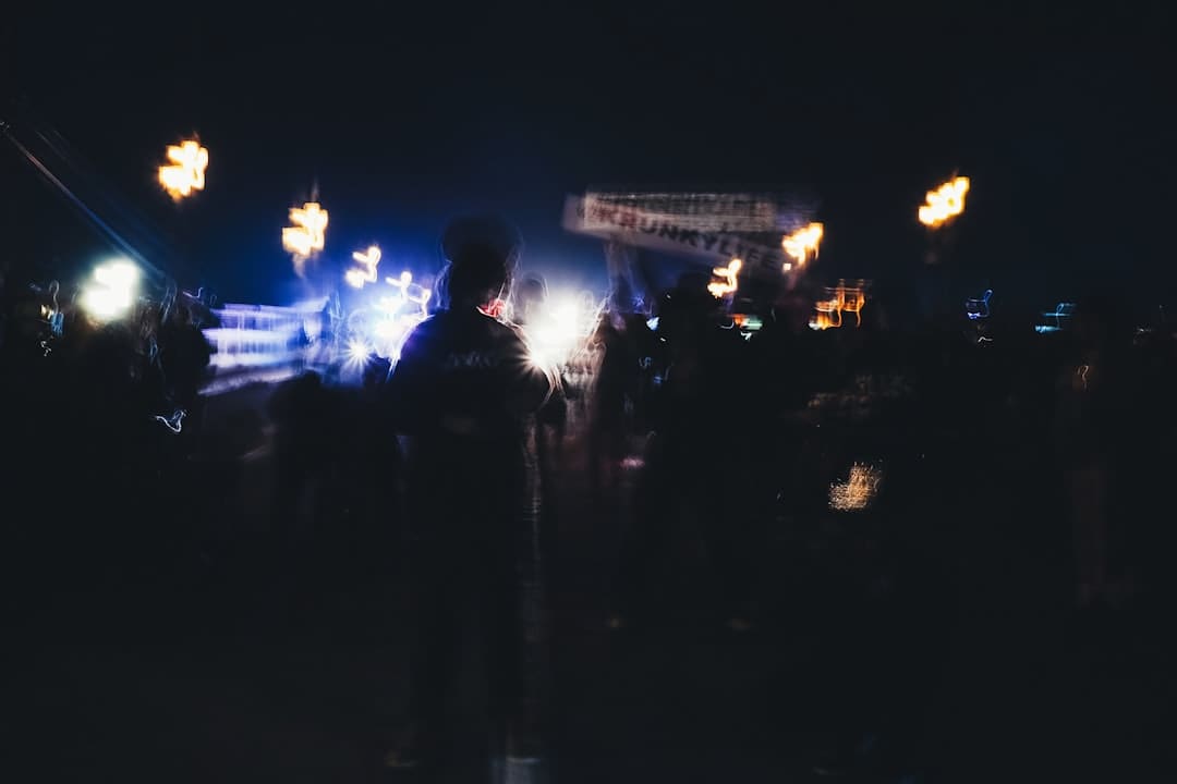 《东极岛》等12部新片本周上映 你最想看的是哪部？